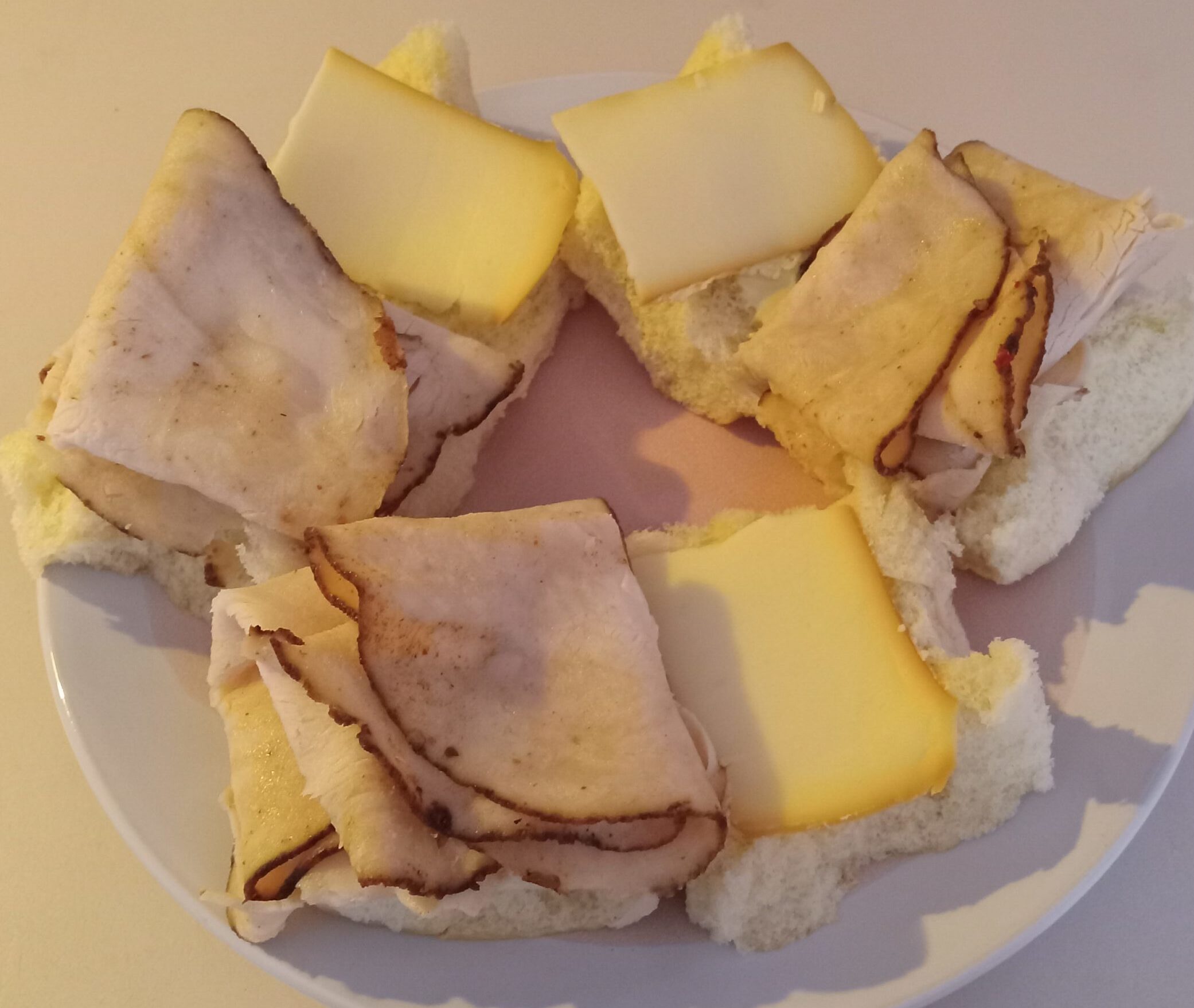 turkey sliders, Gruyere sliders, Hawaiian roll sliders, blackened turkey sliders, party appetizers, easy slider recipe, cheesy sliders, turkey and cheese sliders, quick party recipes, Turkey & Gruyere Sliders